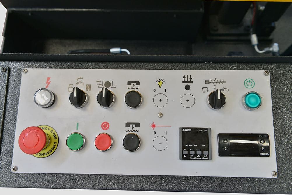 scie UBS S330C 12