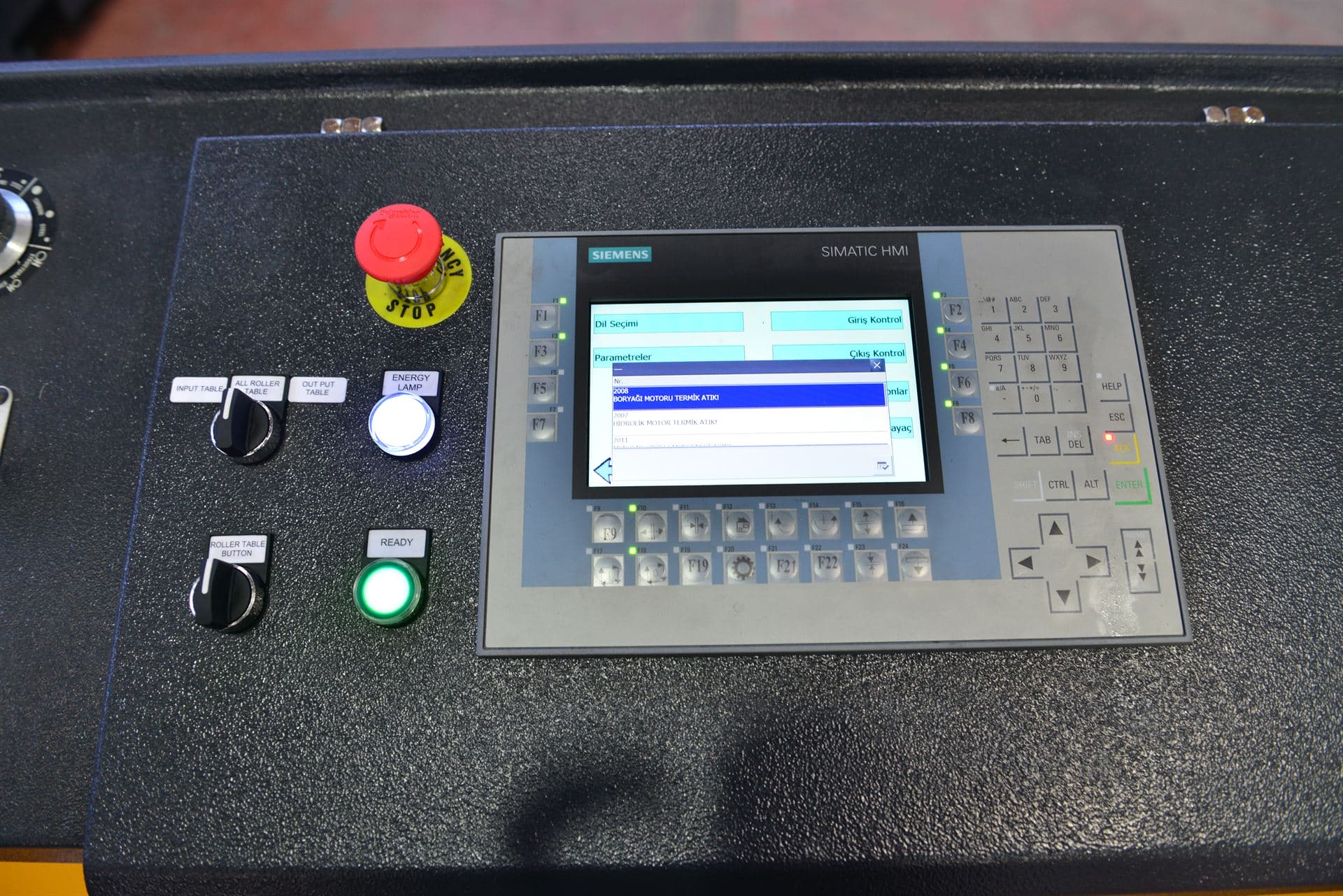 scie UBS S560DG NC 18
